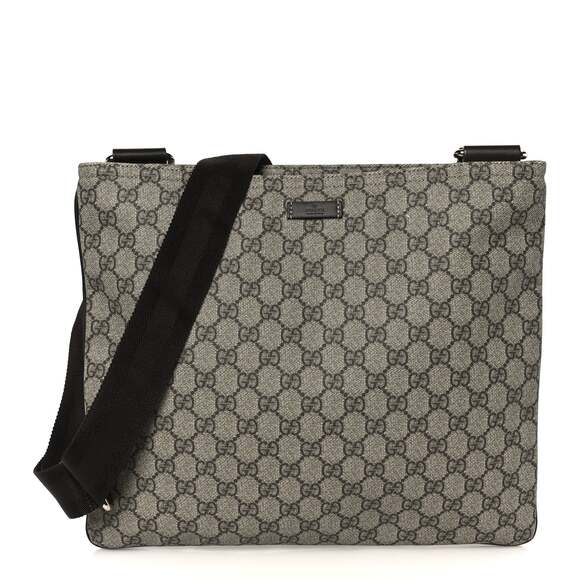 Gucci Gg Supreme Medium Flat Messenger #232828G95B